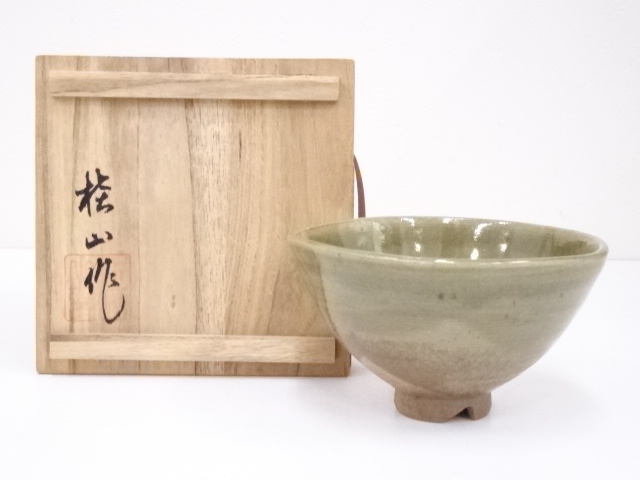 桂山造　灰釉糸目茶碗